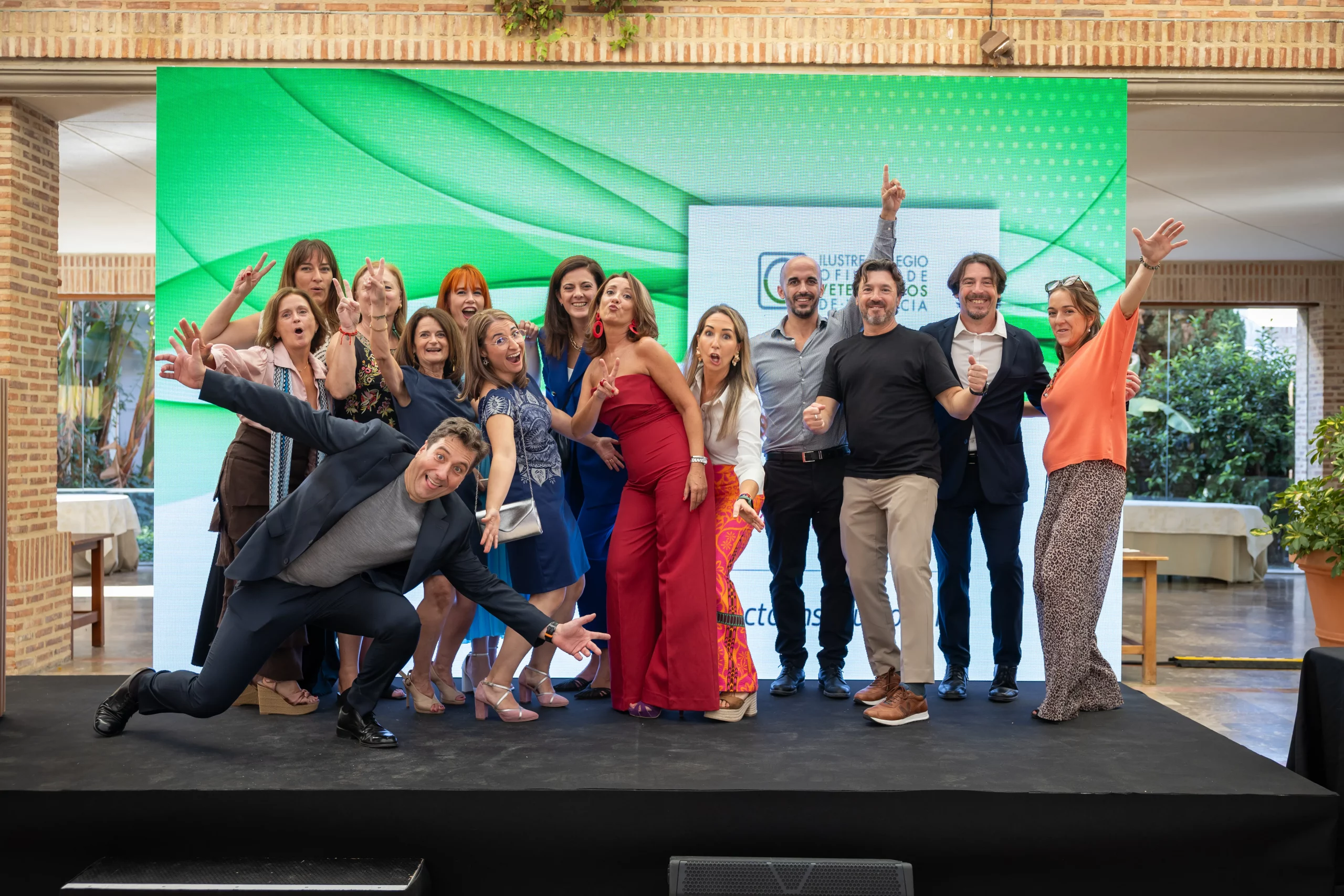 Infinito Eventos collaborates in the technical production of the tribute of the Colegio de Veterinarios